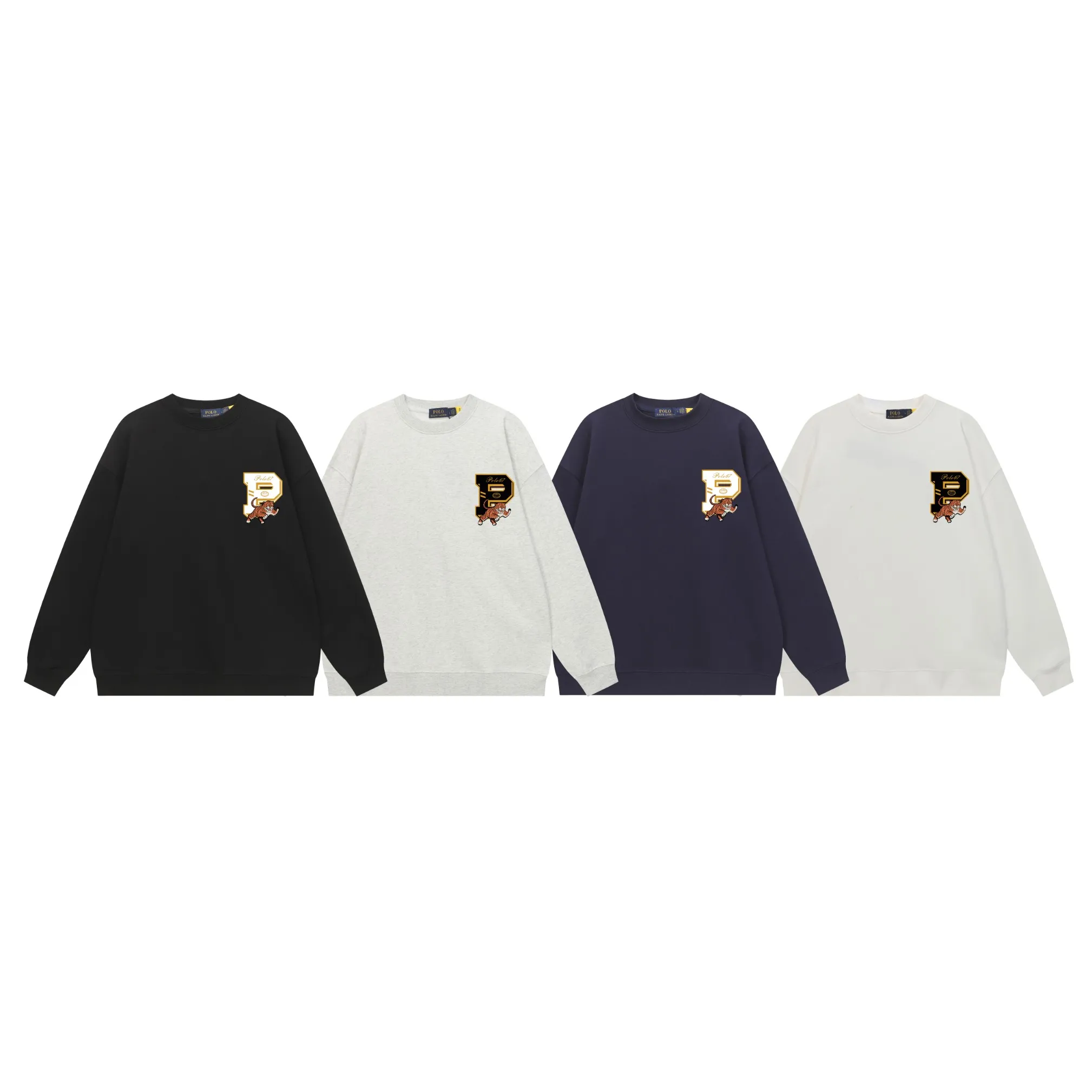 P200 Long-term stock] RalphLauren/Ralph Lauren 2025 autumn and winter new bear letter print 420g heavy large terry sweatshirt Ralph Lauren's age-reducing item, the coat fabric is made of 85% cotton ➕15% polyester, which not only retains the softness, comfort and breathability of cotton, but also adds the wear resistance and wrinkle resistance of polyester fiber, making the clothes more durable and easy to care for. Even in slightly cooler weather, you won't feel stuffy when wearing it. This kind of fabric has a natural crisp feel and is not easy to pill or deform. The bear on the chest is printed with English letters. It is full of color, full of three-dimensionality, and lifelike, adding a bit of liveliness and interest to the whole sweatshirt. There is no pressure to dress, regardless of age or gender. Complete accessories! Color: black, white, navy blue, light floral gray Size: M-L-XL-XXL